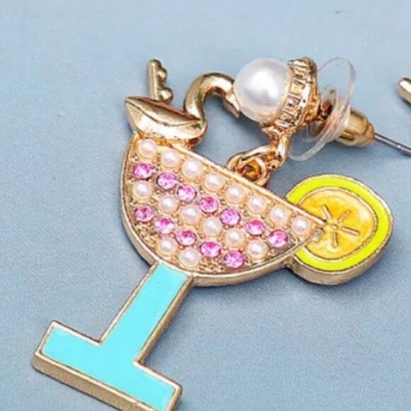 Last pair! New beach cocktail with flamingo earrings - Picture 7 of 10